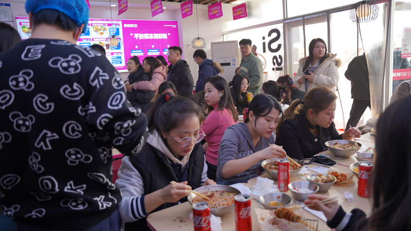 开一家螺蛳粉加盟店的成本明细是怎样的？