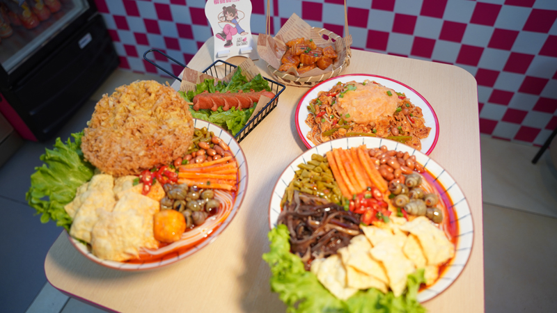 柳蛳蛳螺蛳粉：高校食堂的经营 “巧招”，加盟螺蛳粉好选择