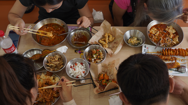 螺蛳粉火锅加盟哪家好？核心看模型适配与落地能力